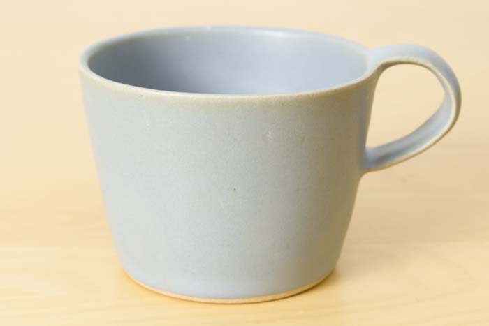 直井真奈美｜水色マグカップ 毎日ずっと使い続けたいマグカップです。